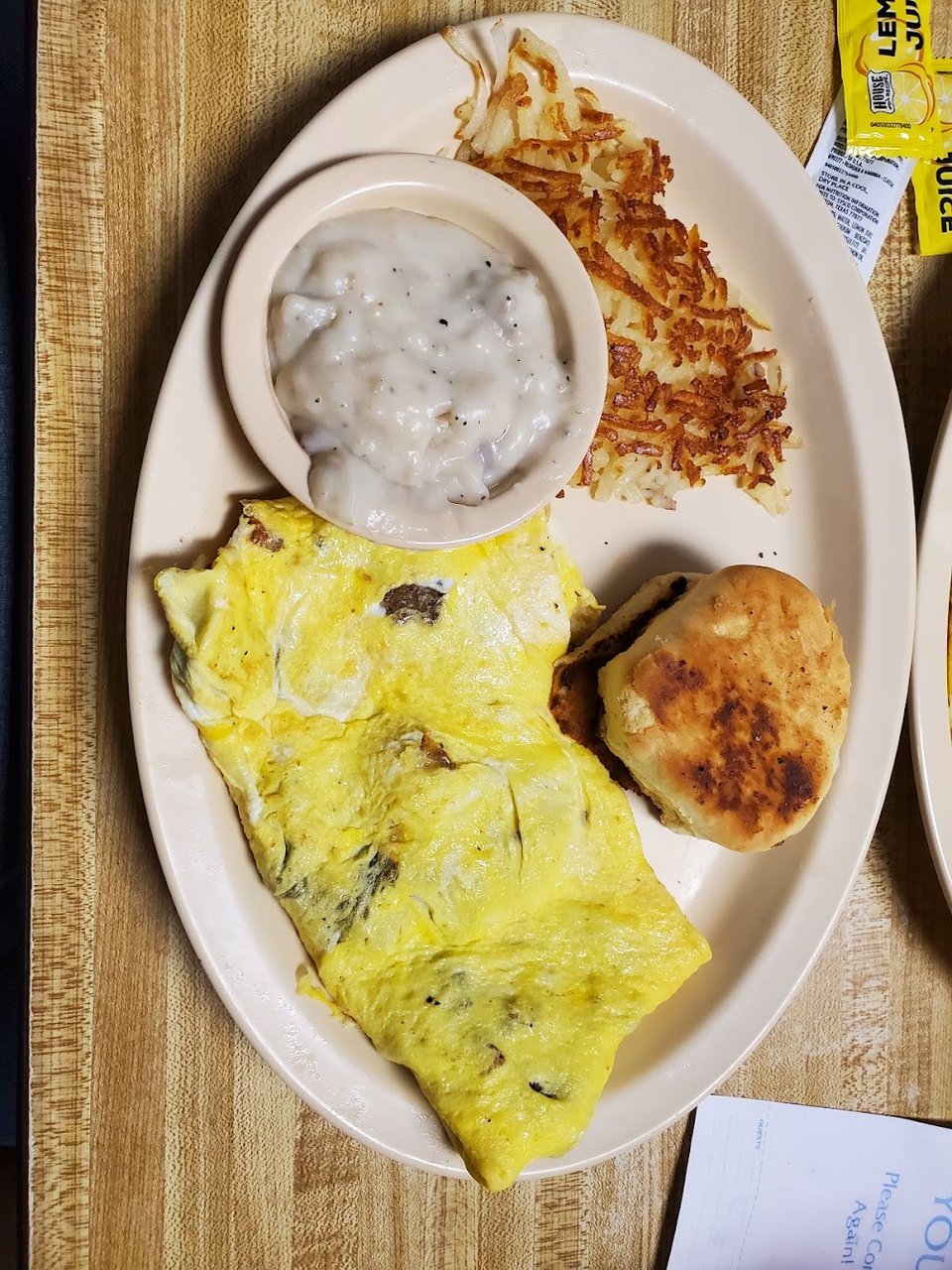 Simple menu page with breakfast, brunch, and dessert.